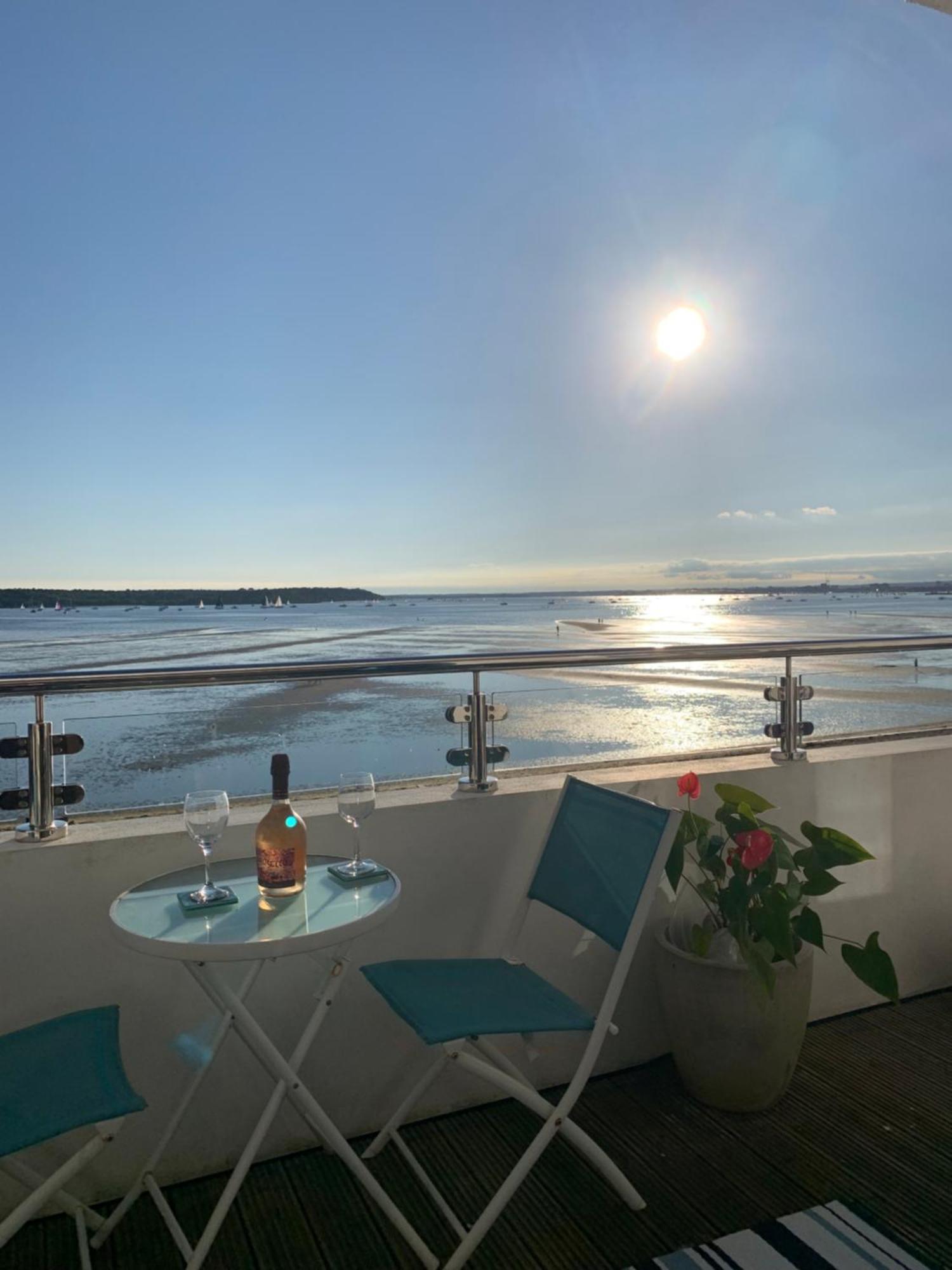 Sandbanks, Poole Harbour Exterior photo